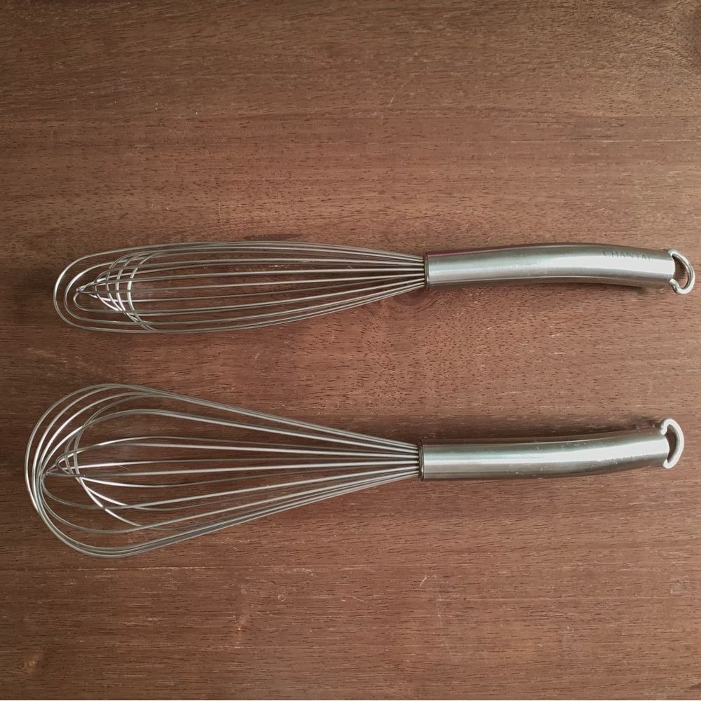 CHANTAL Stainless Steel Curved Handle Set of 2 Whisks